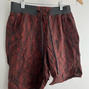 MENS license to train linerless LULU short — 7 inch